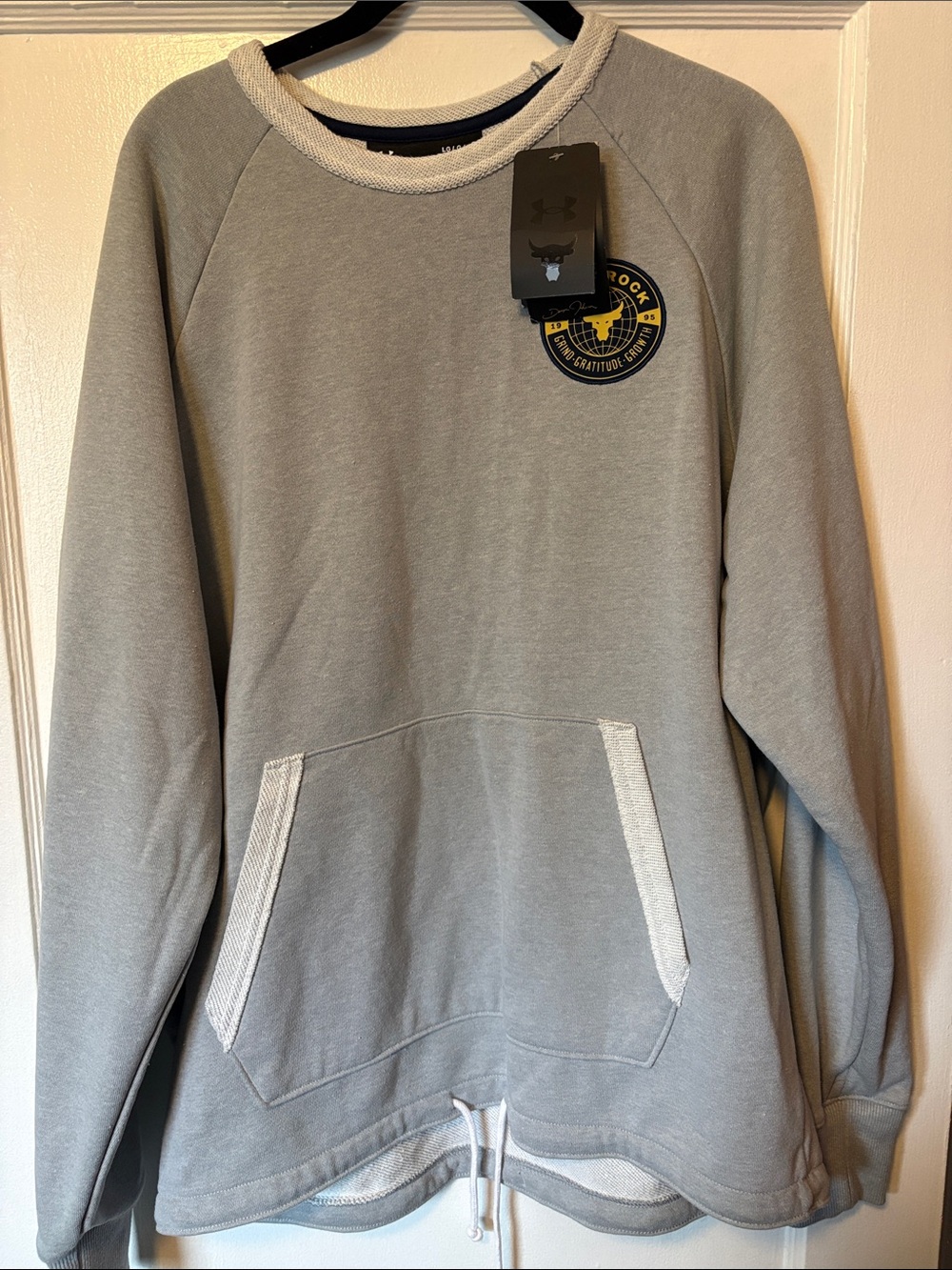 Under Armour Iron Paradise Men’s Light Gray Crewneck Sweatshirt with Yellow Logo